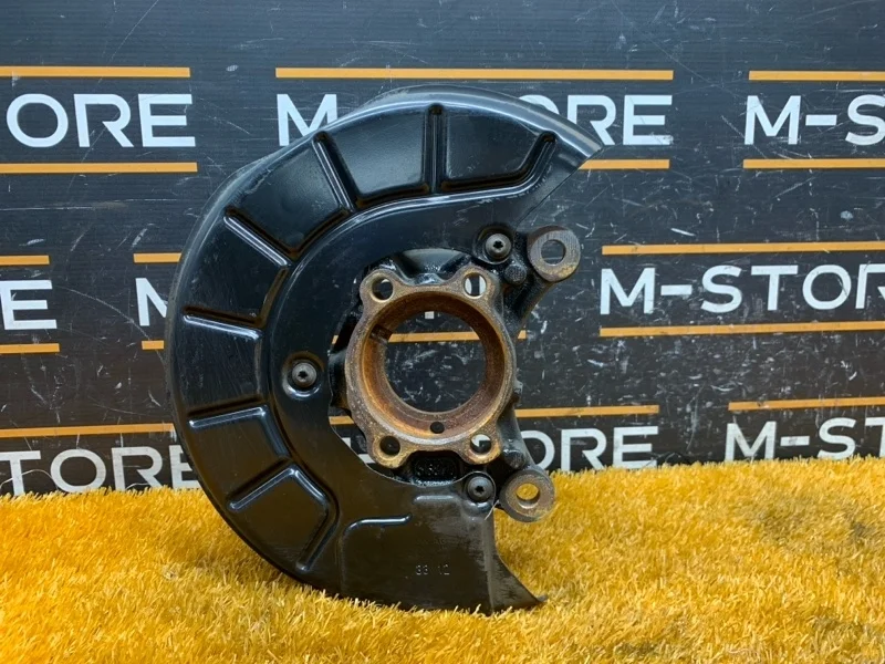 Кулак поворотный Volkswagen Tiguan 2012 1K0407256AA 5N CTHA, передний правый