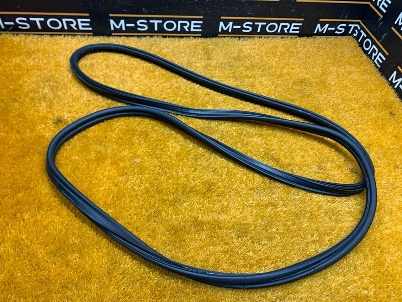 Уплотнитель багажника Bmw X3 2011 7211292 F25 N52B30A