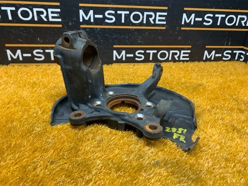 Кулак поворотный Volkswagen Tiguan 2013 1K0407256AA 5N CTHA, передний правый