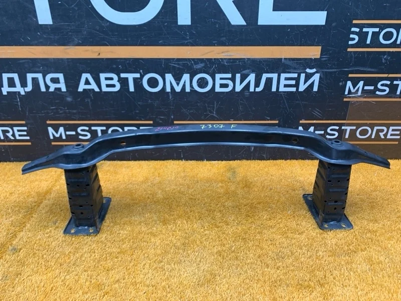 Усилитель бампера Bmw X5 2008 51117165458 E70 N52B30A, передний