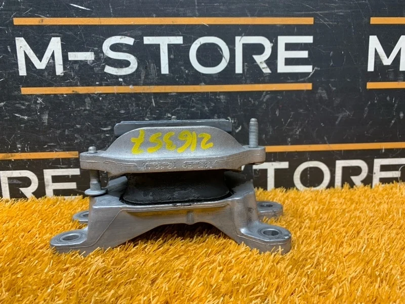 Подушка кпп Audi A4 2009 8K0399151 8K CDN