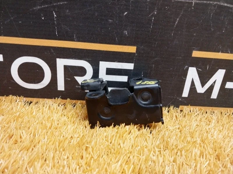 Замок капота Mercedes-Benz E-Class 2014 A2128800160 W212 274.920, правый