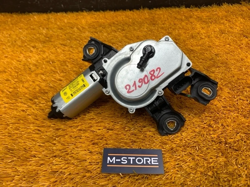 Мотор стеклоочистителя Volkswagen Tiguan 2013 5N0955711A 5N CTHD, задний