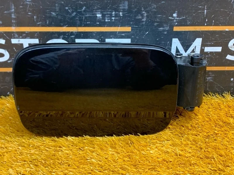 Лючок бензобака Mercedes-Benz C-Class 2010 A2047500103 W204 271.860