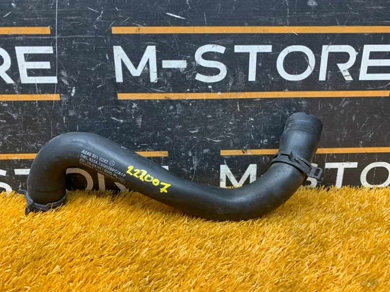 Патрубок системы охлаждения Mercedes-Benz B-Class 2013 A2465010282 W246 270.910