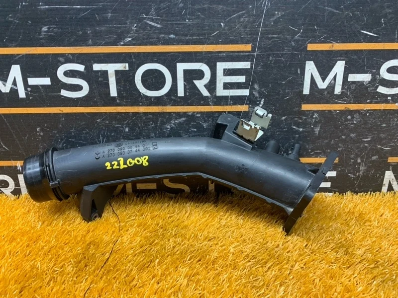 Патрубок интеркулера Mercedes-Benz B-Class 2013 A2700900844 W246 270.910