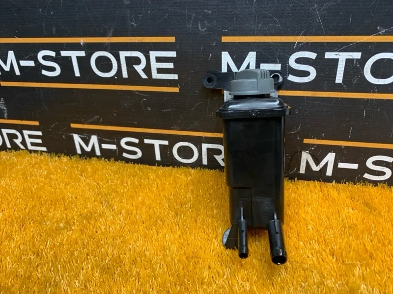 Бачок гидроусилителя Audi A4 2007 8E0422373B B7/8E BFB