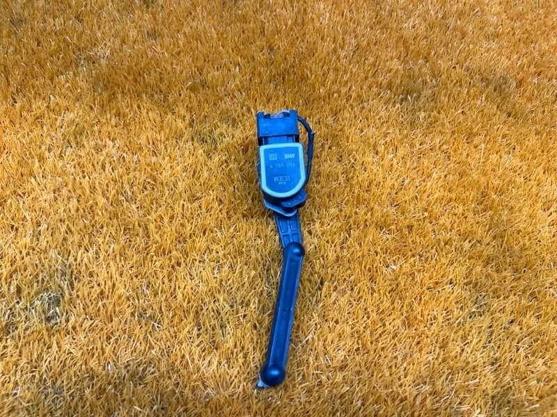 Датчик высоты дорожного просвета Bmw X5 2011 6785206 E70 N55B30A, передний