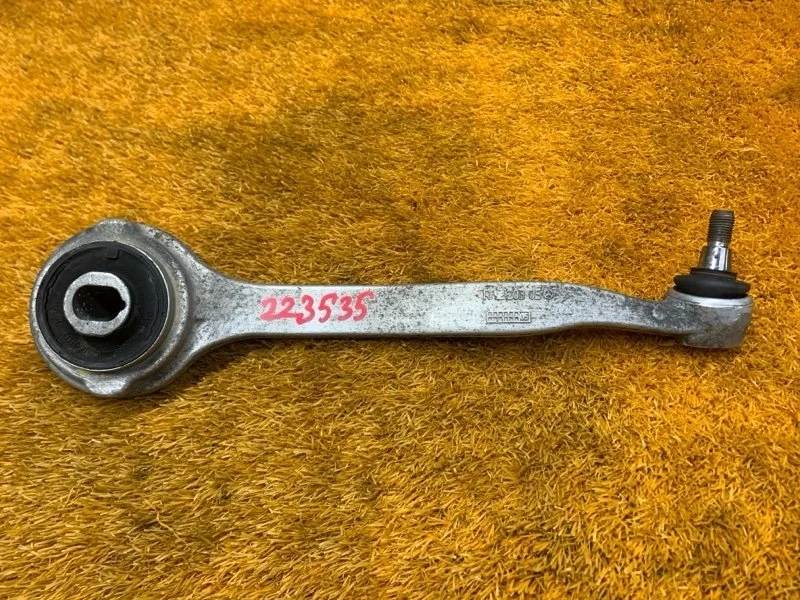 Рычаг подвески верхний Mercedes-Benz C-Class 2005 A2043308811 W203 271.946, передний правый