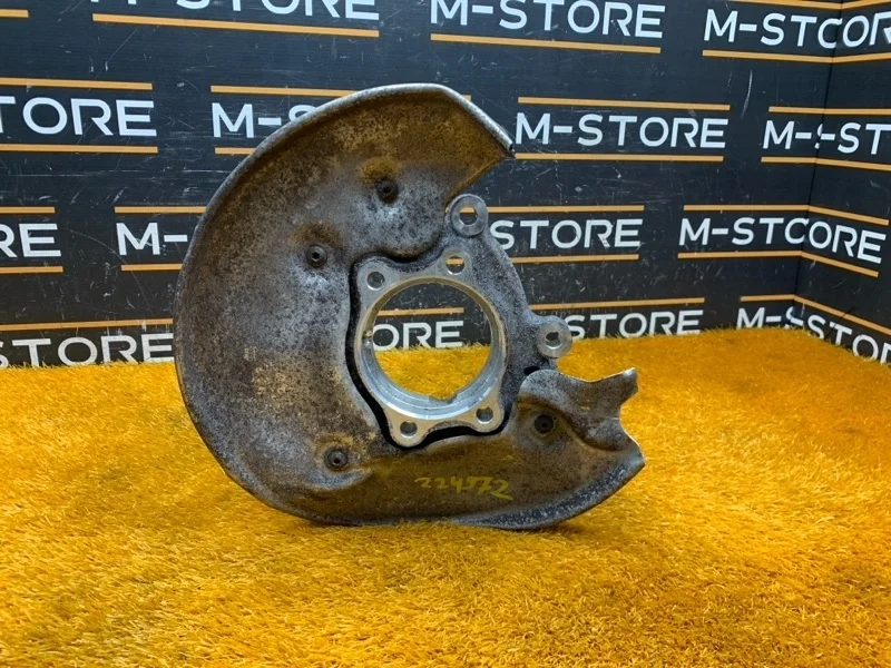 Кулак поворотный Audi A5 2013 8R0505432F 8T CDNC, задний правый