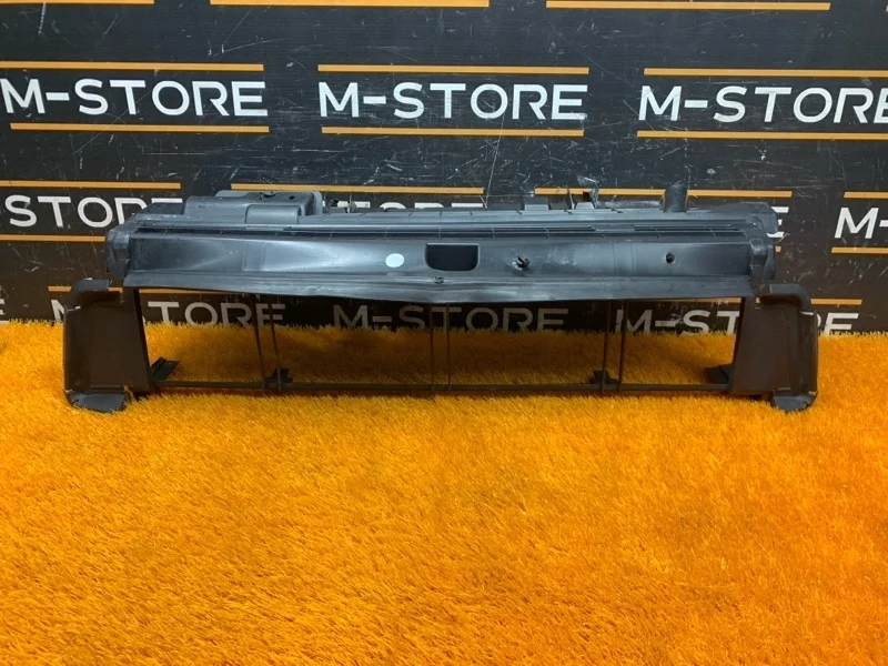 Воздуховод радиатора Mercedes-Benz C-Class 2012 A2045053430 C204 271.820