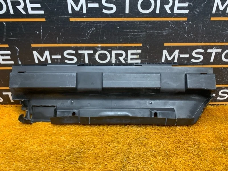 Воздуховод радиатора Mercedes-Benz C-Class 2006 A2035053730 W203 271.940