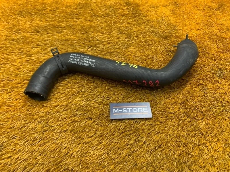 Патрубок системы охлаждения Mercedes-Benz Gla-Class 2014 A2465010282 X156 270.920, правый