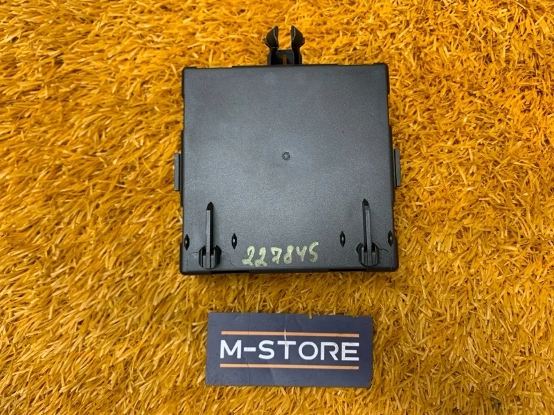 Блок управления дверью Mercedes-Benz E-Class 2013 A2129004014 W212 276.952, передний левый