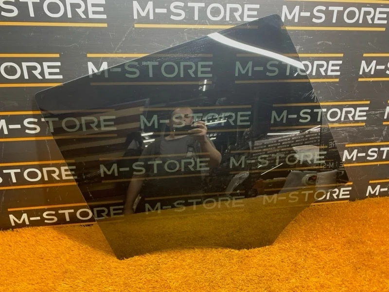 Стекло боковое Mercedes-Benz Gl-Class 2009 A1647351010 X164 273.923, заднее правое