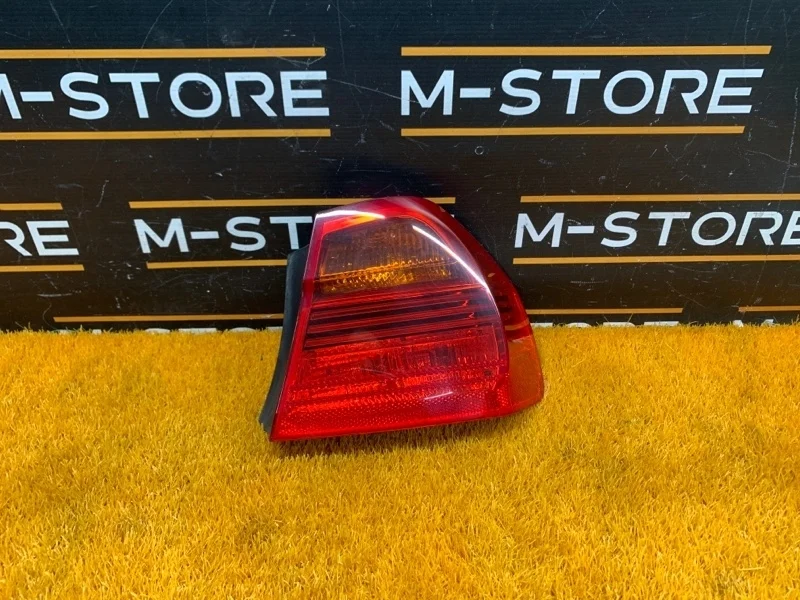 Фонарь задний Bmw 3-Series 2007 6937458 E90 N46B20B, правый