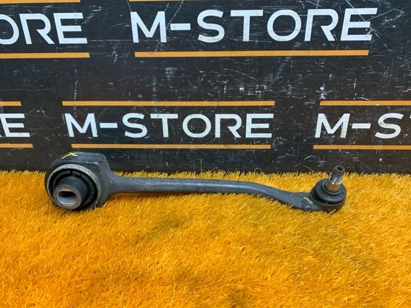 Рычаг подвески нижний Mercedes-Benz C-Class 2006 A2043302011 W203 271.940, передний правый