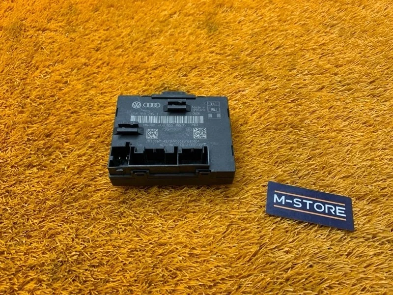 Блок управления дверью Audi A6 2012 4G8959795J C7/4G CHJA, задний левый