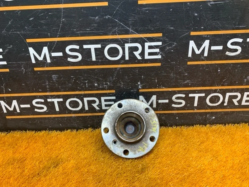 Ступица Bmw 6-Series 2013 31206872888 F06 N55B30A, передняя правая