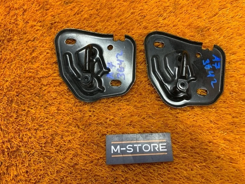 Скоба капота Audi A7 2011 4G0823186 C7/4G CGWB