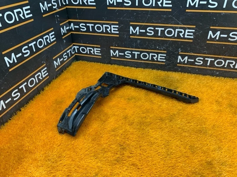 Крепление бампера Mercedes-Benz C-Class 2015 A2058801702 W205 274.920, заднее левое