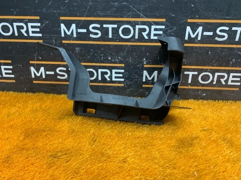 Крепление бампера Mercedes-Benz Gl-Class 2009 A1646190214 X164 273.923, заднее правое
