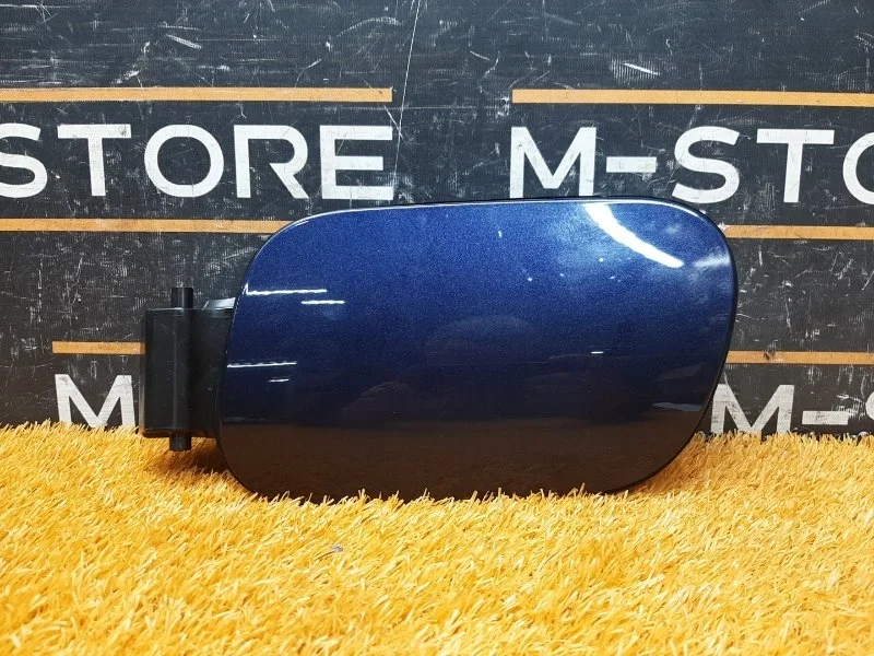 Лючок бензобака Volkswagen Touareg 2011 7P6809857 7P CGRA