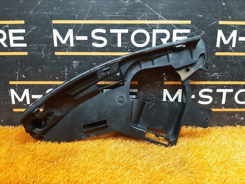 Крепление бампера Volvo Xc60 2014 31383885 DZ40 B4204T11, переднее левое