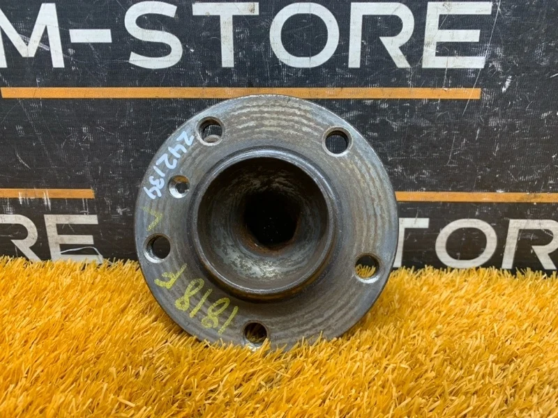 Ступица Bmw 5-Series 2012 31206872888 F10 N47D20C, передняя левая