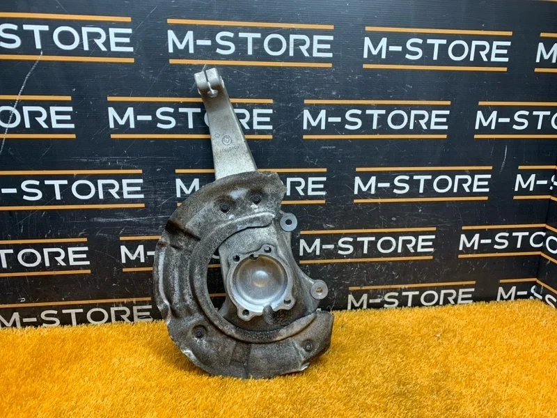 Кулак поворотный Bmw 5-Series 2012 31216775769 F10 N47D20C, передний левый