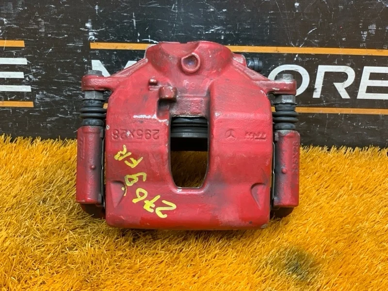 Суппорт Mercedes-Benz C-Class 2008 A2044212481 W204 272.921, передний правый