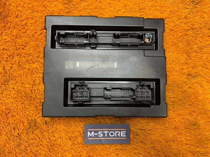 Блок комфорта Audi A5 2011 8K0907064CS 8T CDNC