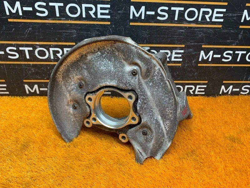 Кулак поворотный Audi Q5 2010 8R0505431F 8R CDNC, задний левый