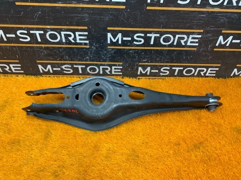 Рычаг подвески нижний Audi A3 2013 5Q0505311D 8V CXSA, задний правый