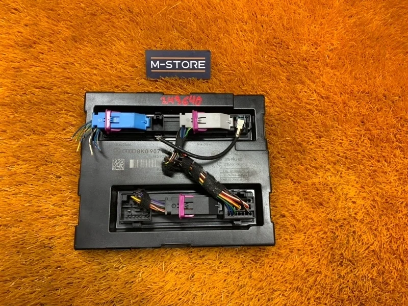 Блок комфорта Audi A5 2010 8K0907064CS 8T CDNC