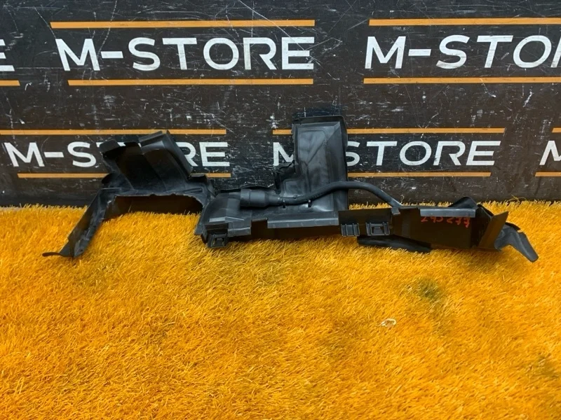 Воздуховод радиатора Audi Q5 2013 8R0121284P 8R CTVA