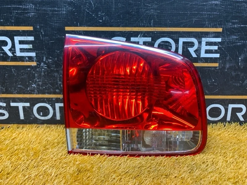 Фонарь крышки багажника Volkswagen Touareg 2004 7L6945093J 7L AZZ, левый