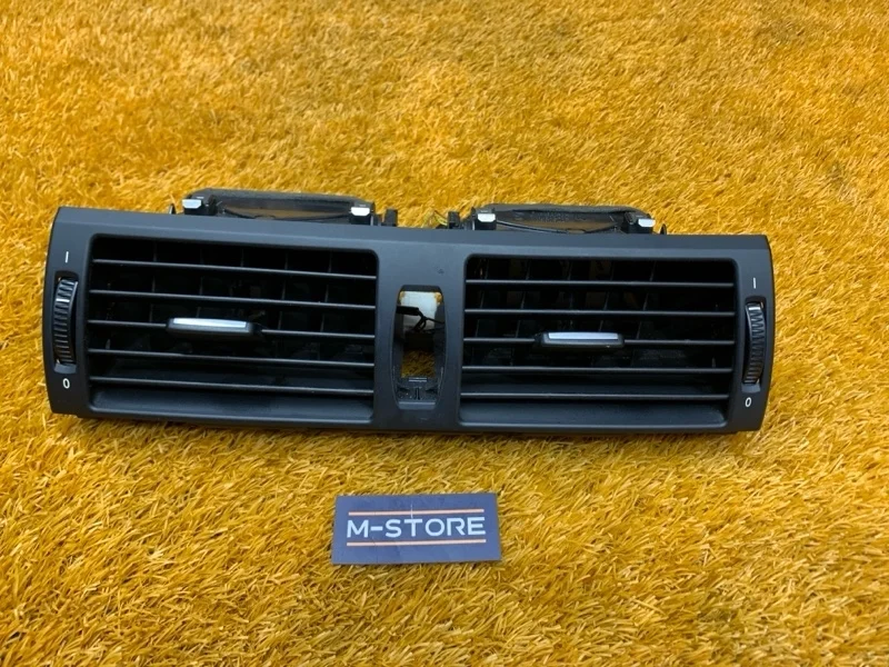 Дефлектор воздушный Bmw X5 2008 7161801 E70 N52B30A, передний