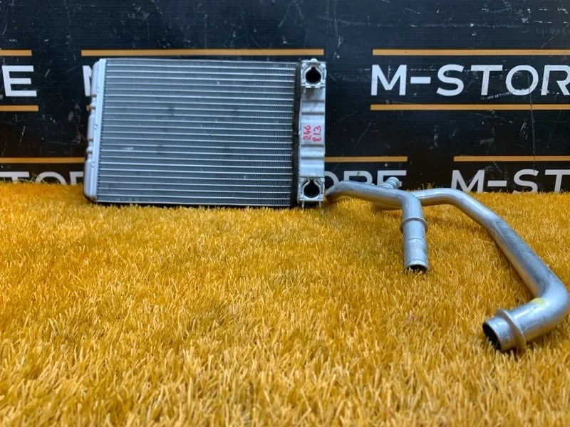 Радиатор печки Mercedes-Benz C-Class 2005 A2038300161 W203 271.948