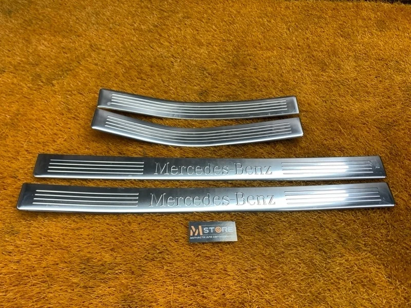 Накладка на порог салона Mercedes-Benz E-Class 2012 A2126860936 W212 276.952