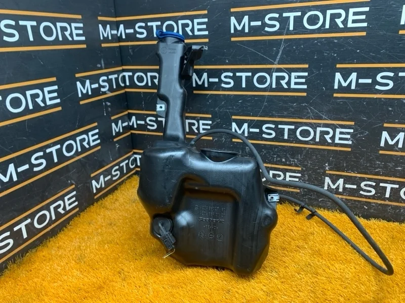 Бачок омывателя Mercedes-Benz C-Class 2008 A2048600760 W204 272.921