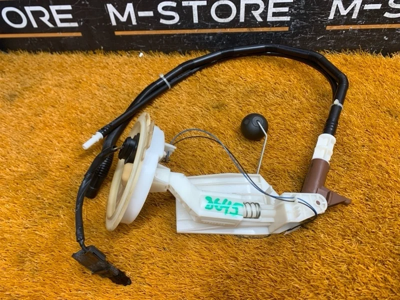 Датчик уровня топлива Audi A4 2006 8E0201317R B7/8E BWE