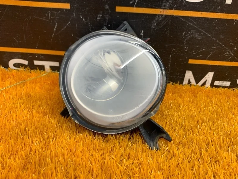 Фара противотуманная Volkswagen Touareg 2005 7L6941699B 7L BMV, левая