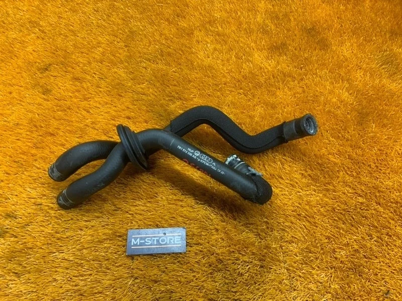 Патрубок отопителя Audi A4 2008 8K1819350AB B8/8K CABB