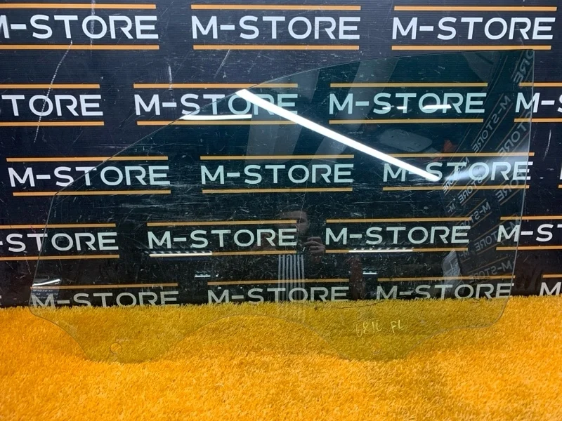 Стекло боковое Porsche Cayenne 2008 95554251110 957 M5501, переднее левое