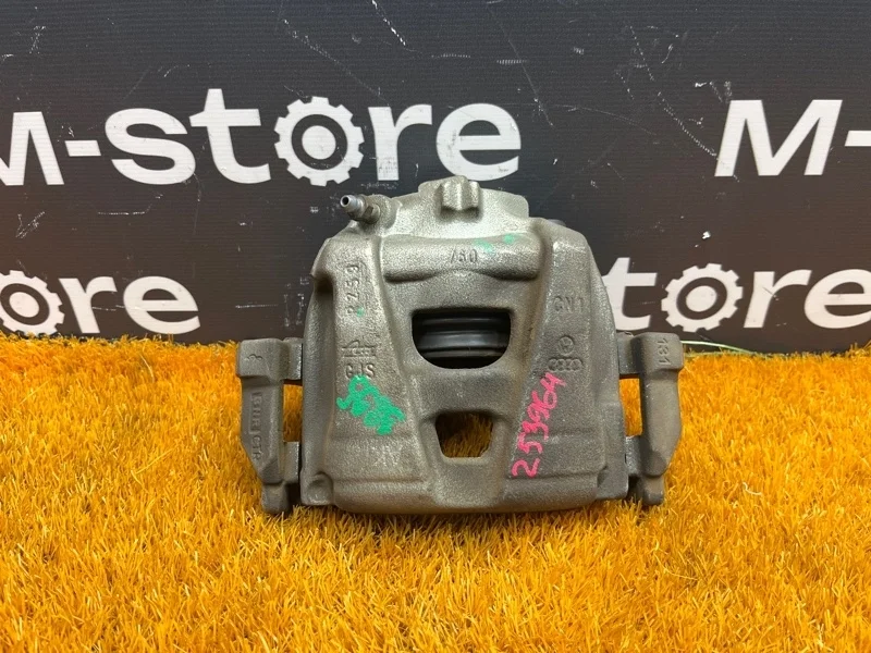 Суппорт Volkswagen Tiguan 2013 5N0615124 5N CTHD, передний правый