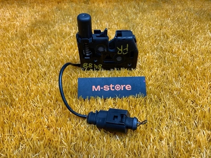 Замок капота Audi A6 2012 4G0823509C C7/4G CHJA