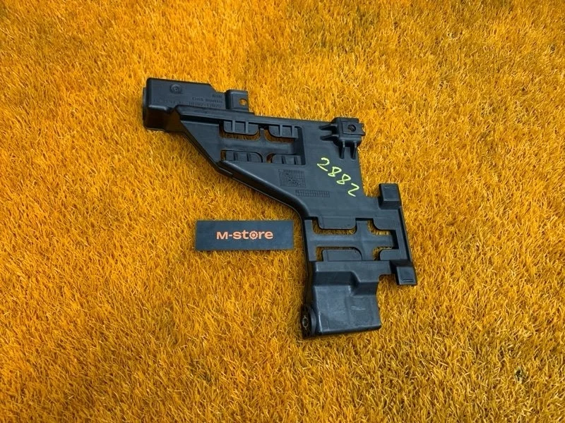 Кронштейн фары Audi Q5 8R0941453 8R, левый