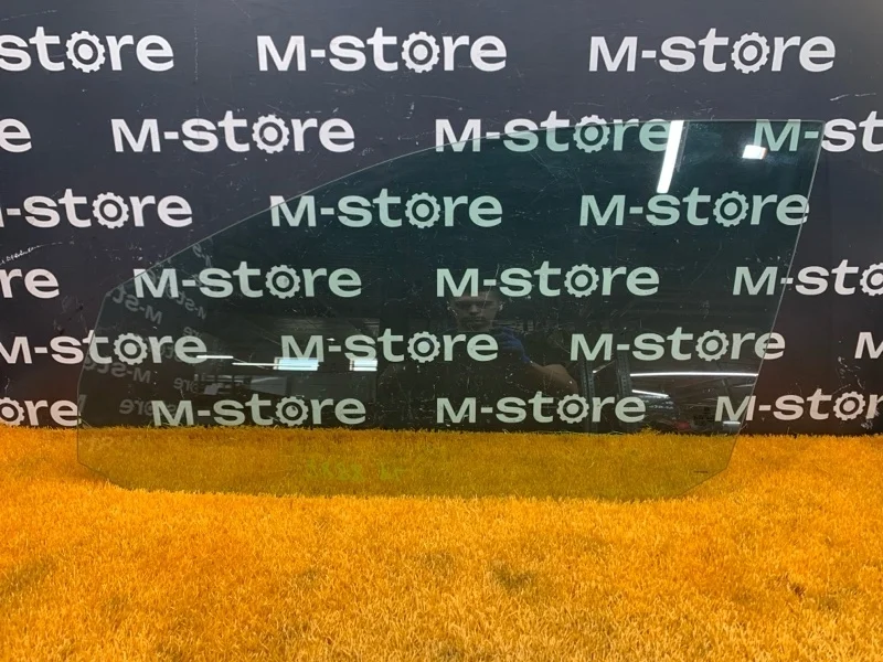 Стекло боковое Volkswagen Jetta 2006 1K5845201B 1K BVY, переднее левое