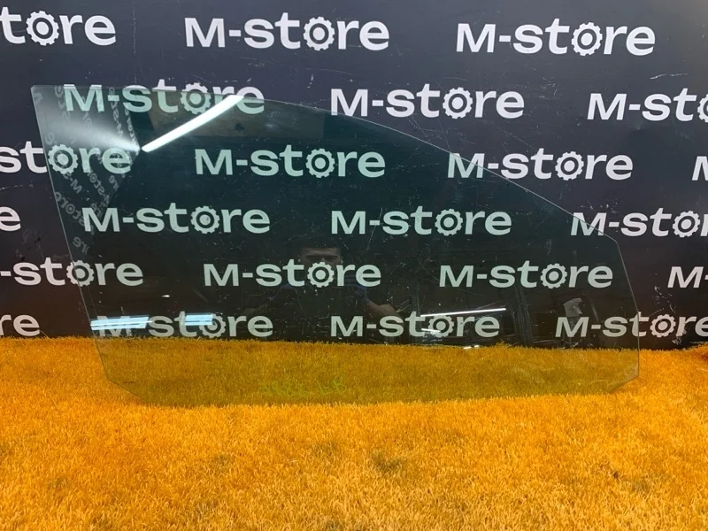 Стекло боковое Volkswagen Jetta 2006 1K5845202B 1K BVY, переднее правое